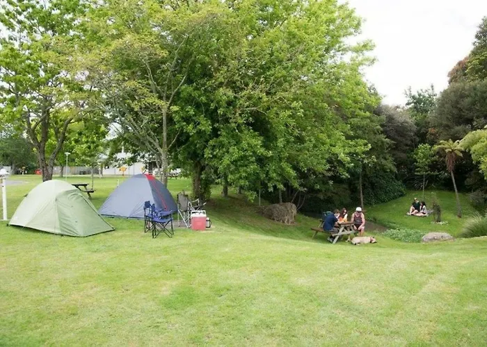 ホリデーパーク Holdens Bay 4*